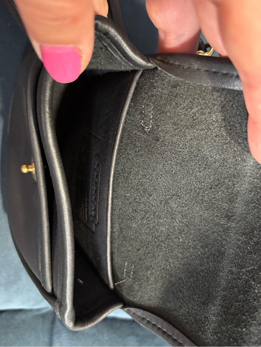 90’s Mini COACH Black Leather Crossbody Belt Bag #9826 NWOT - Picture 4 of 5